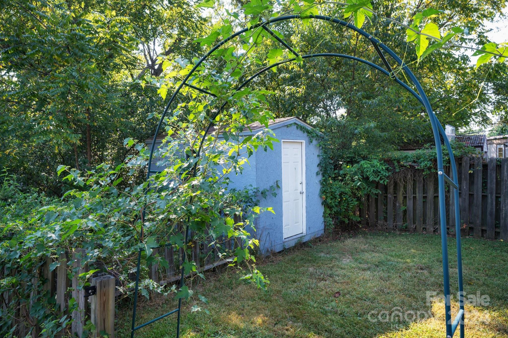 255 Dogwood Road Candler, NC 28715 - Photo 21 of 25 Gallery Image 21