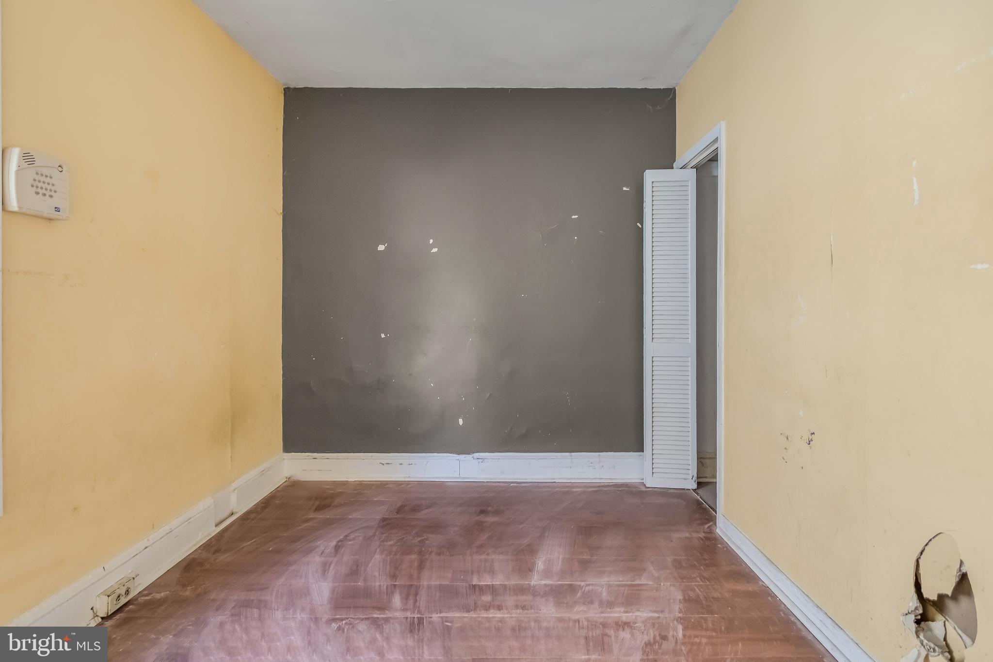 4530 Dix Street Northeast Washington, DC 20019 - Photo 9 of 19