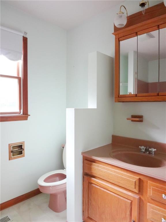 222 Della Road Columbus, IN 47203 - Photo 8 of 14 Gallery Image 8