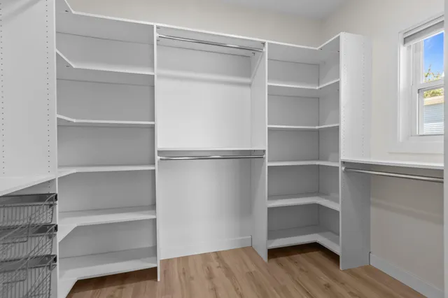 $574,900 | 1693 West Butte Des Morts Beach Road, Neenah, WI 54956