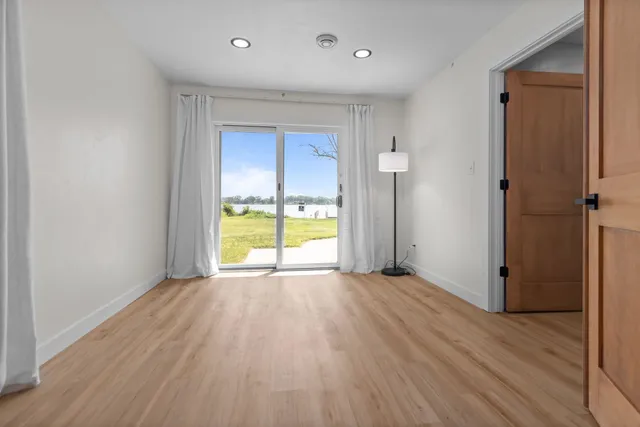 $574,900 | 1693 West Butte Des Morts Beach Road, Neenah, WI 54956