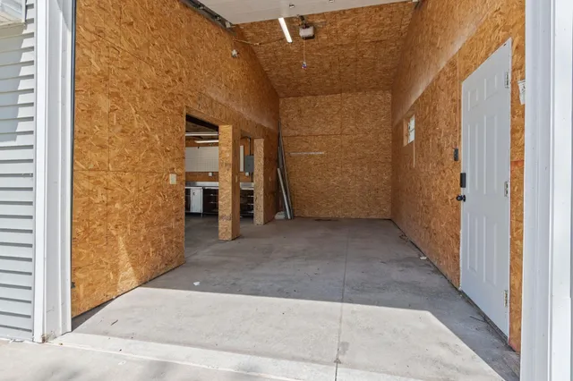 $574,900 | 1693 West Butte Des Morts Beach Road, Neenah, WI 54956