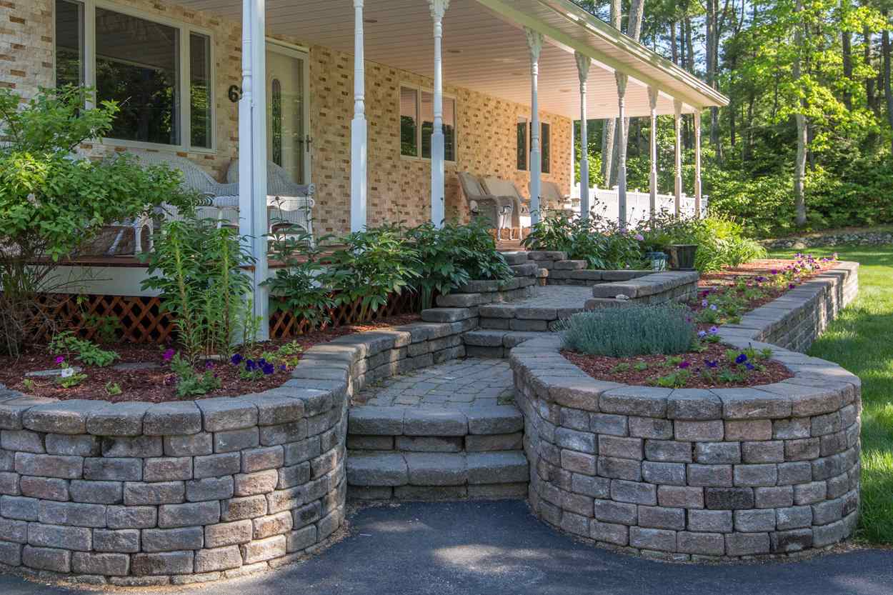 63 Hall Road Londonderry, NH 03053 - Photo 2 of 40