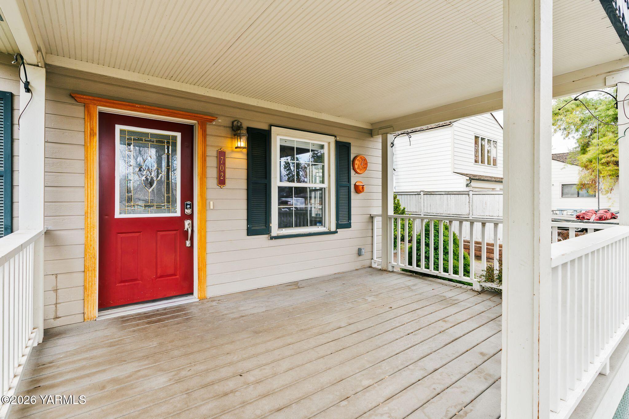 702 South 30th Avenue Yakima, WA 98902 - Photo 5 of 30 702 S 30th Ave