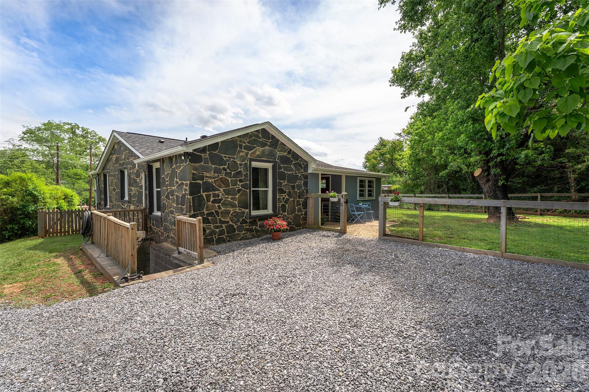 477 Emma Road Asheville, NC 28806 - Photo 26 of 30 Gallery Image 26