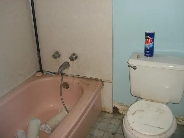 $335,000 | 348 Archway Avenue, Rio Linda, CA 95673