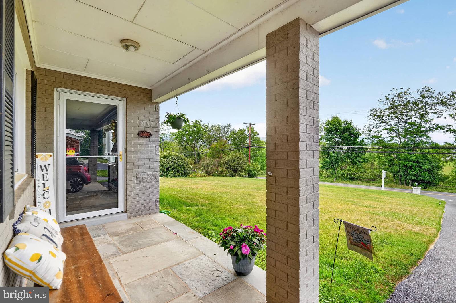 8409 Walter Martz Road Frederick, MD 21702 - Photo 5 of 51
