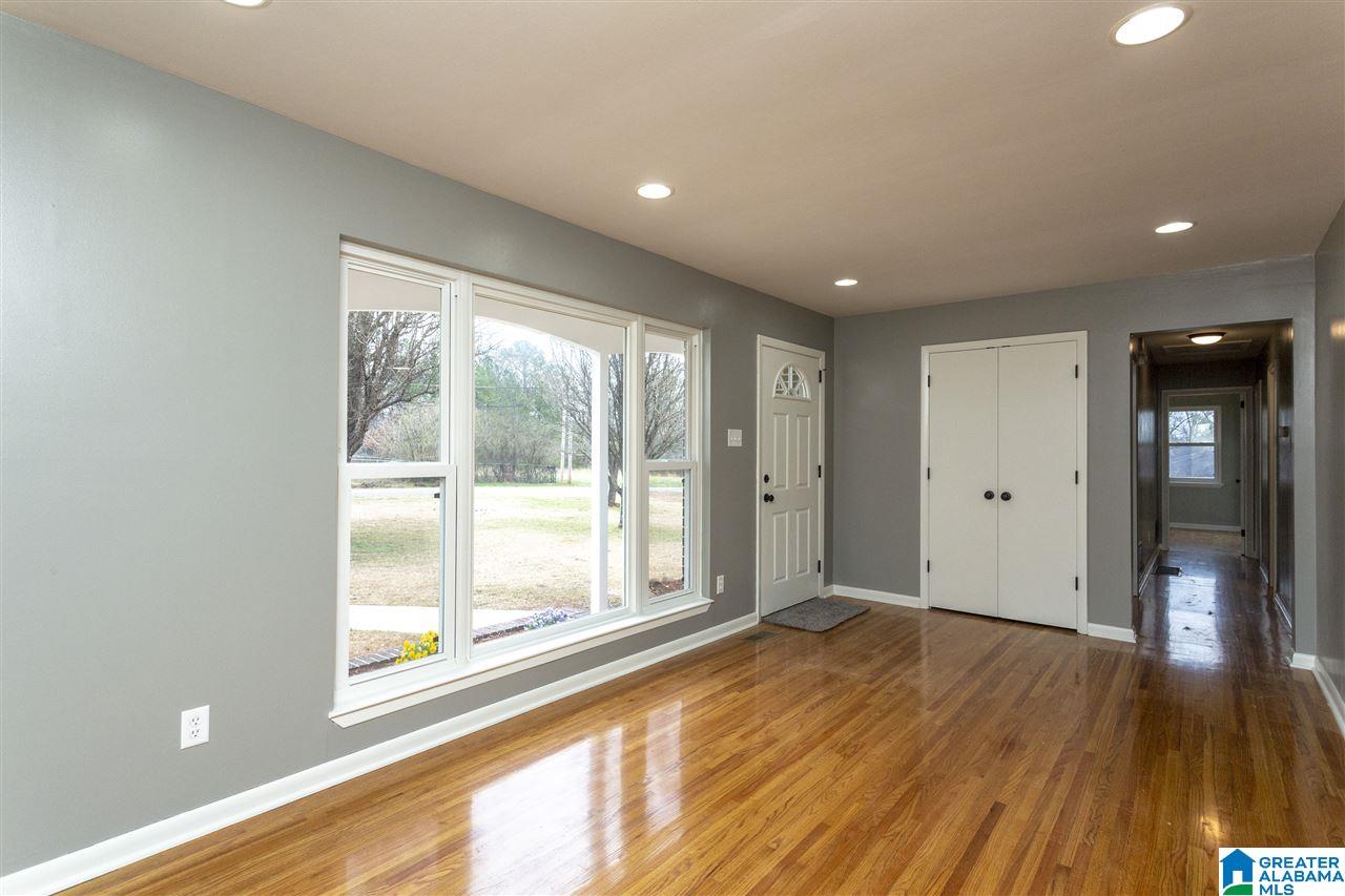 1230 School Road Southeast Bessemer, AL 35022 - Photo 6 of 32