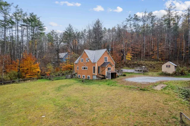 $379,000 | 25 Fern Hill Lane, Fairlee, VT 05045