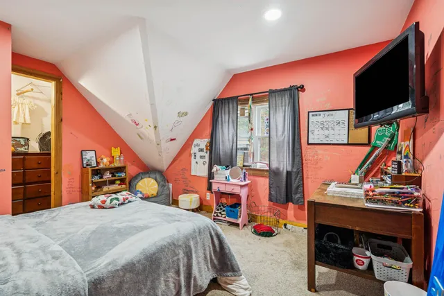 $379,000 | 25 Fern Hill Lane, Fairlee, VT 05045