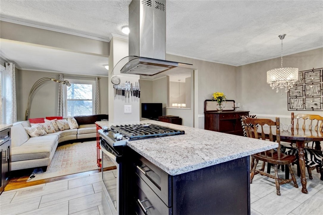 1683 Plank Road Penfield, NY 14580 - Photo 12 of 47