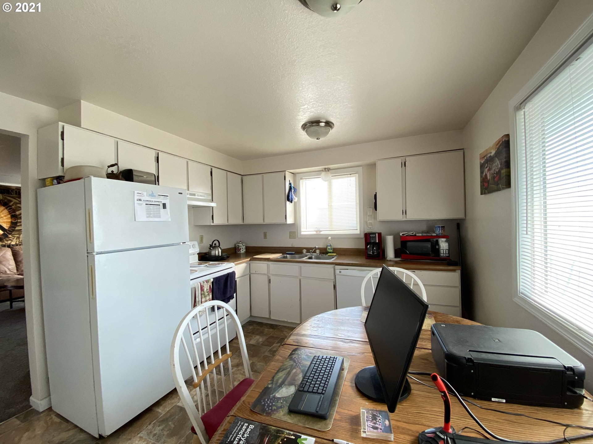 1160 Ivy Avenue Reedsport, OR 97467 - Photo 9 of 23 Gallery Image 9