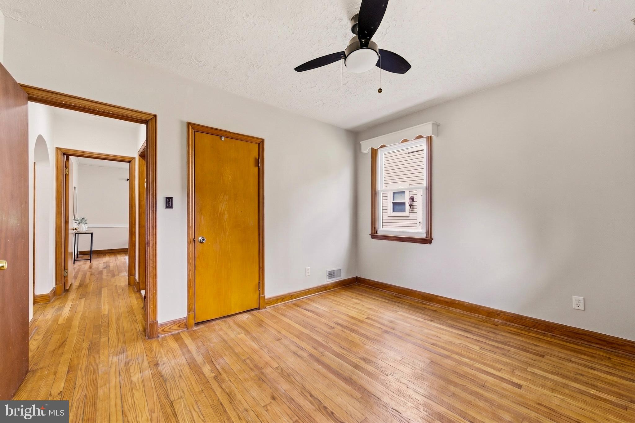 621 Woodsdale Road Baltimore, MD 21228 - Photo 22 of 59