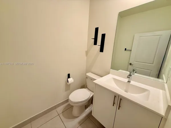 $3,100 | 8001 Northwest 41st Street, Unit F305, Doral, FL 33166