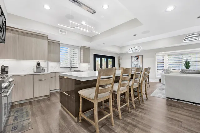 $999,900 | 3256 Westview Drive, Northbrook, IL 60062