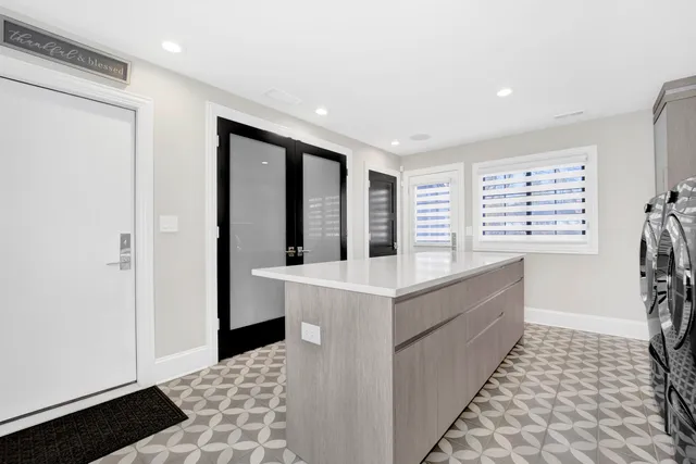 $999,900 | 3256 Westview Drive, Northbrook, IL 60062