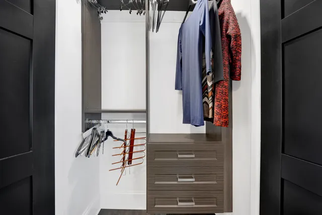 $999,900 | 3256 Westview Drive, Northbrook, IL 60062