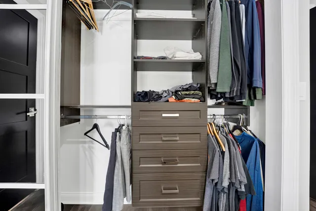 $999,900 | 3256 Westview Drive, Northbrook, IL 60062