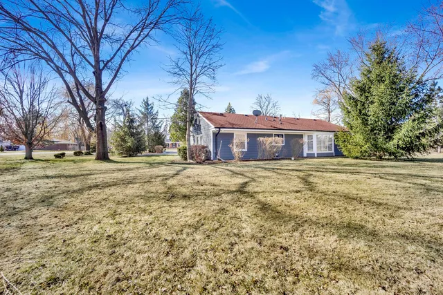 $999,900 | 3256 Westview Drive, Northbrook, IL 60062