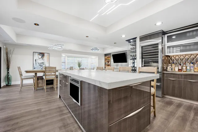 $999,900 | 3256 Westview Drive, Northbrook, IL 60062