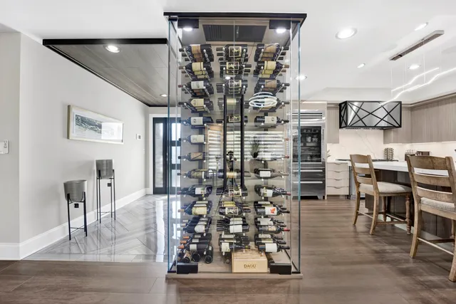 $999,900 | 3256 Westview Drive, Northbrook, IL 60062