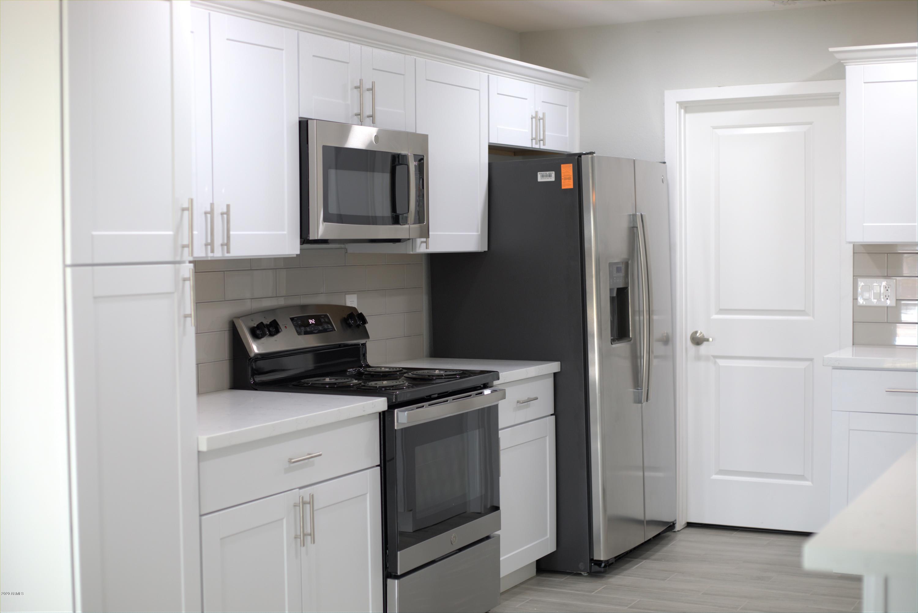 3402 West Bloomfield Road Phoenix, AZ 85029 - Photo 15 of 44 Brand New, Stainless Steel Appliances