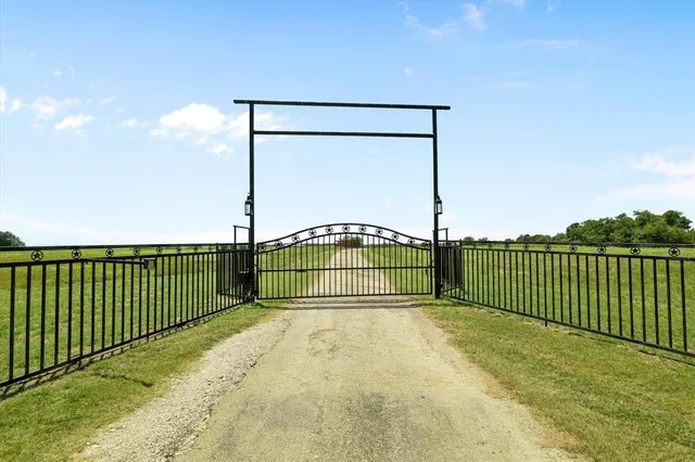 $2,995,000 | 2801 Agnes Circle, Springtown, TX 76082