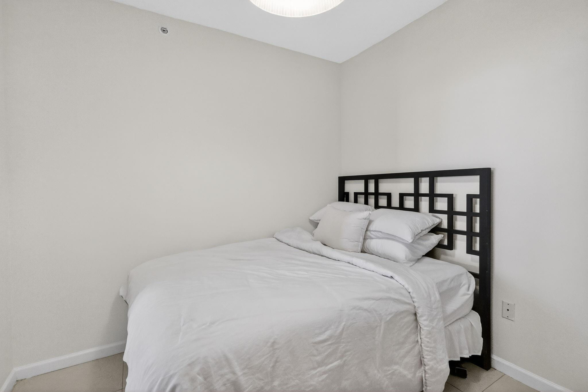 9595 Collins Avenue, Unit N8F Surfside, FL 33154 - Photo 26 of 48 Photo 24