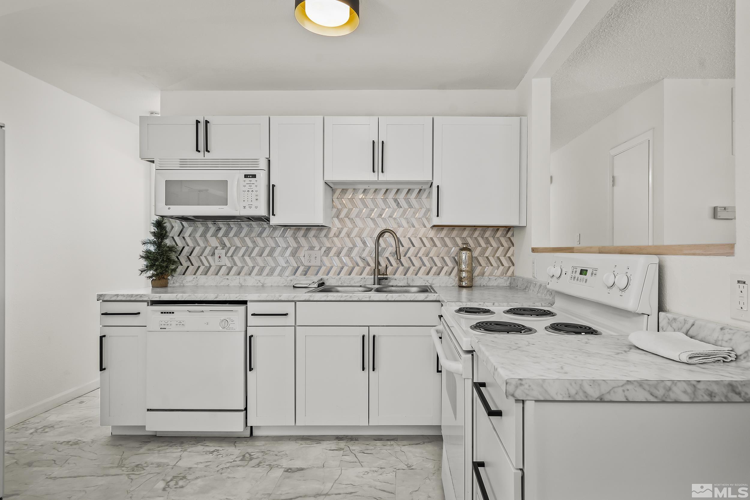 1320 Beldon Way Reno, NV 89503 - Photo 6 of 31 Photo 6