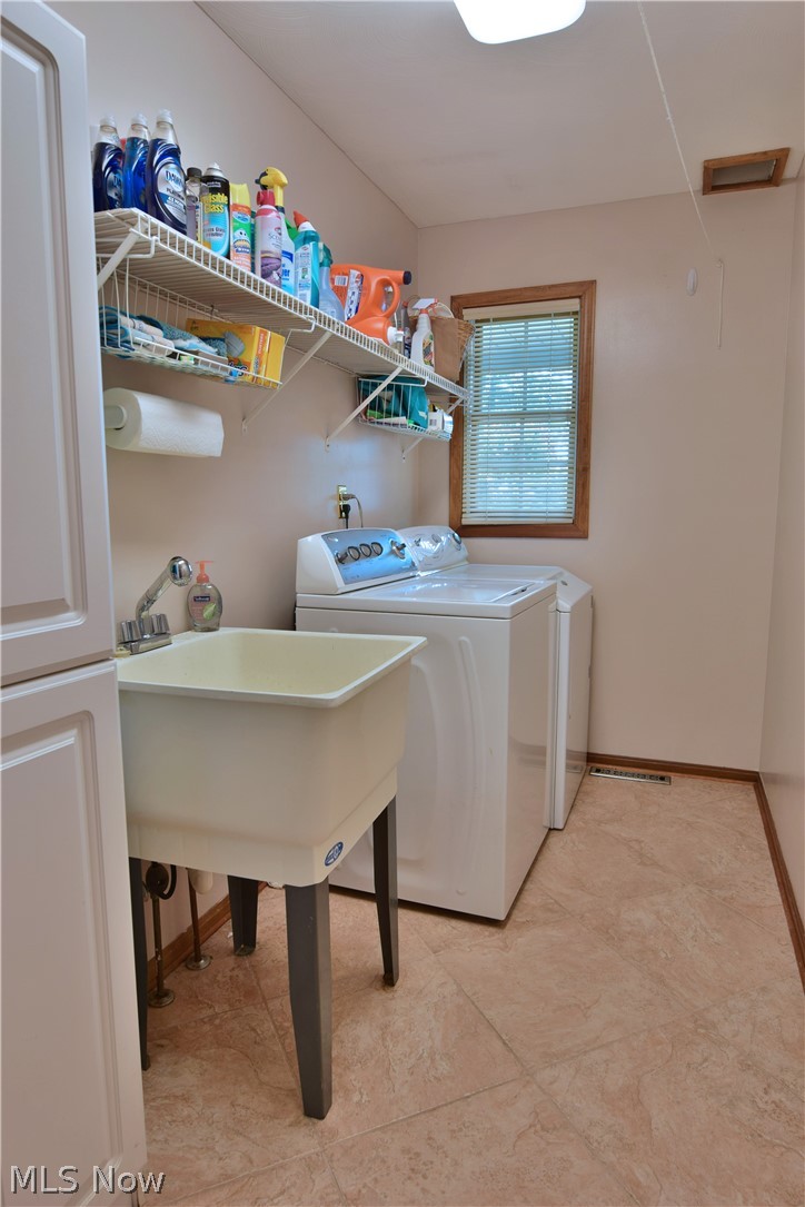 9875 Detwiler Road Canfield, OH 44406 - Photo 12 of 34 Gallery Image 12