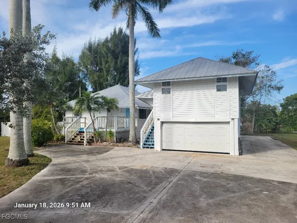 $298,888 | 10691 Habitat Trail, Bokeelia, FL 33922