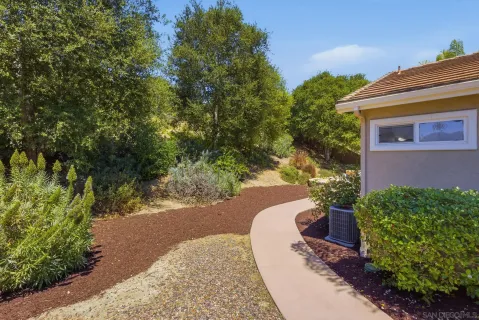 $935,000 | 5414 Toucanet Court, Oceanside, CA 92057