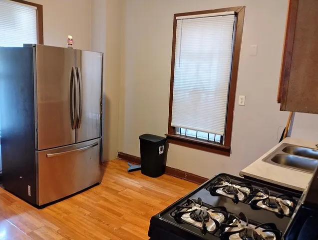 $1,800 | 7939 South Burnham Avenue, Chicago, IL 60617