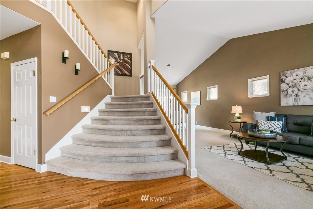 17349 Southeast 186th Way Renton, WA 98058 - Photo 2 of 20