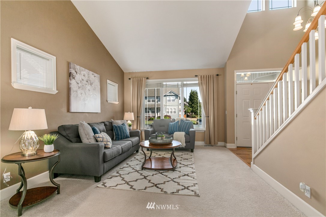 17349 Southeast 186th Way Renton, WA 98058 - Photo 3 of 20