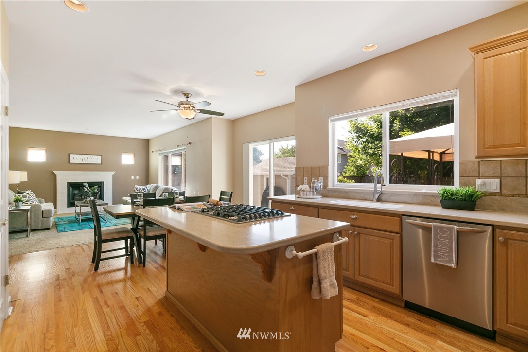 17349 Southeast 186th Way Renton, WA 98058 - Photo 9 of 20