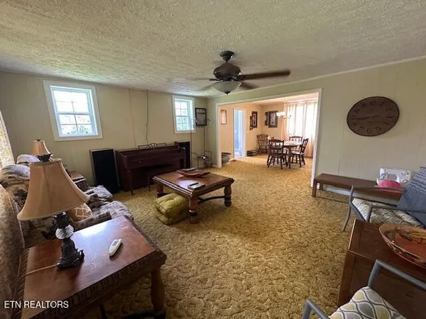 $160,000 | 863 Giles Hollow Road, Rose Hill, VA 24281