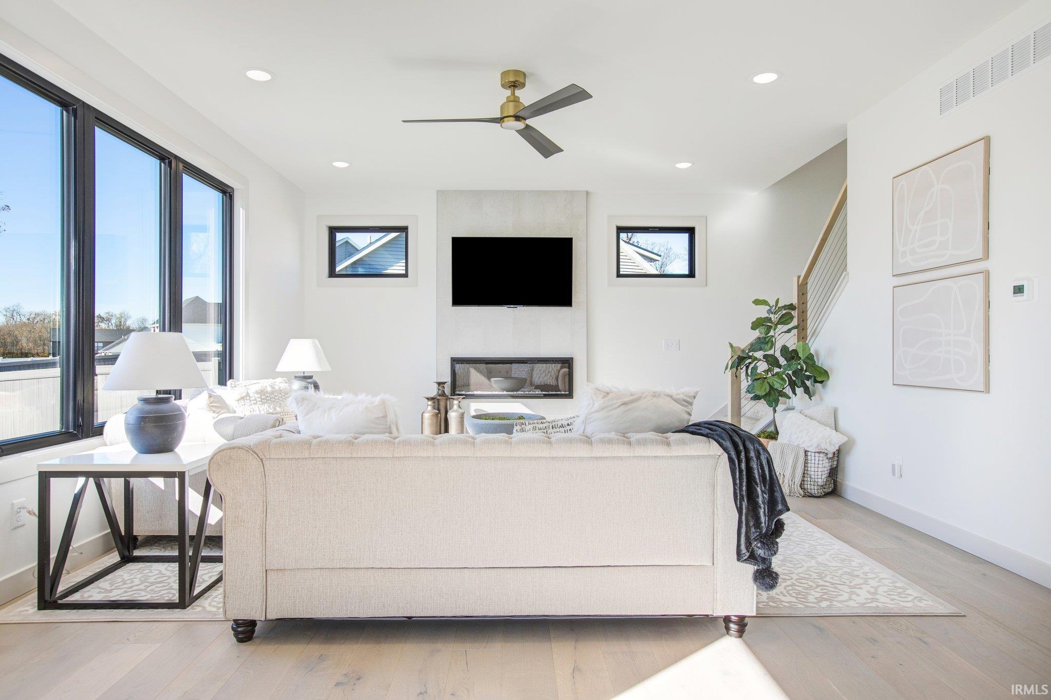 12866 Brick Road Granger, IN 46530 - Photo 15 of 33