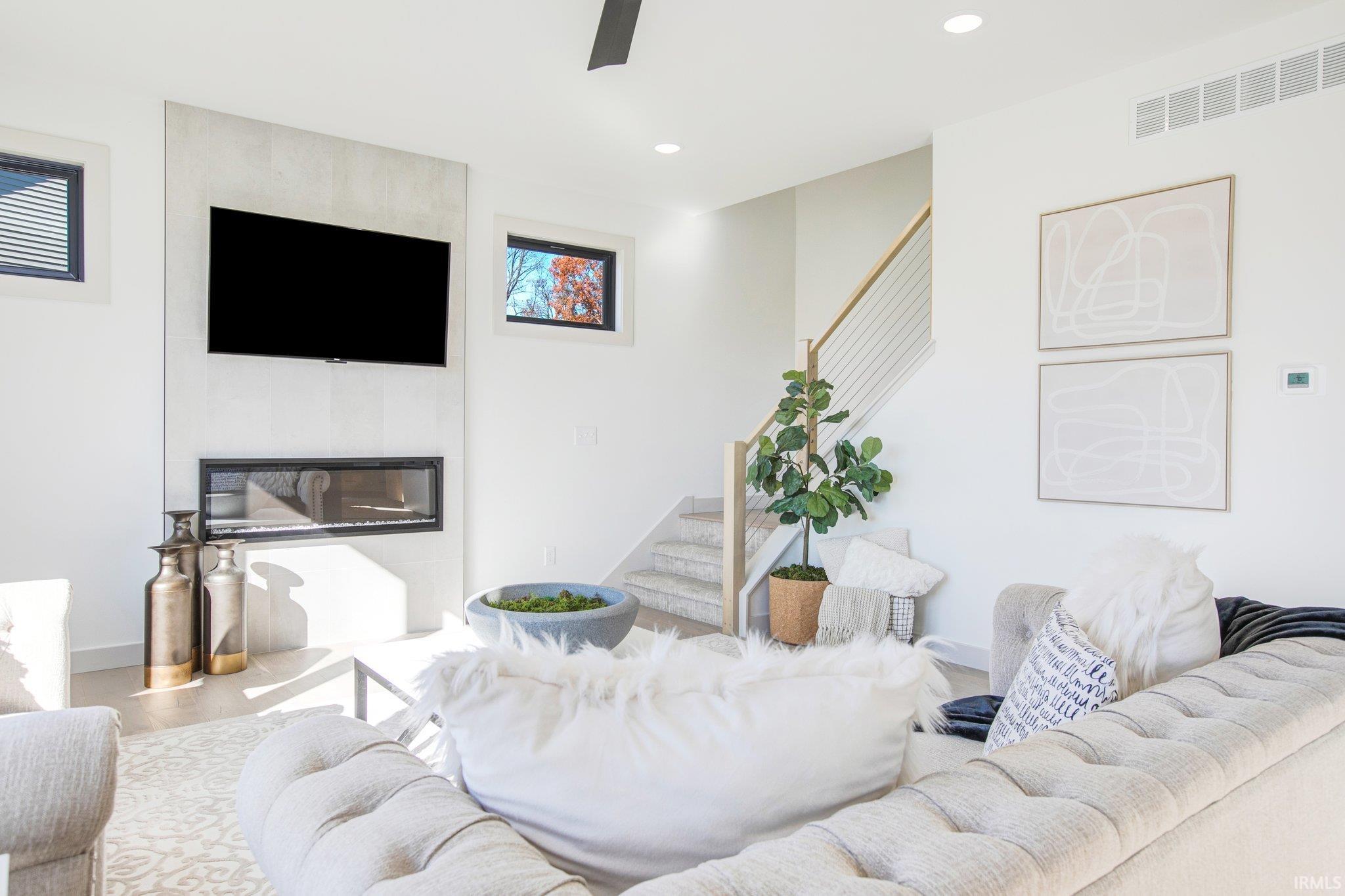 12866 Brick Road Granger, IN 46530 - Photo 16 of 33