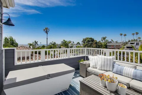 $2,949,999 | 835 Beryl Street, San Diego, CA 92109