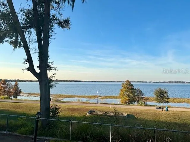 $2,000 | 680 West Osceola Street, Unit 101, Clermont, FL 34711