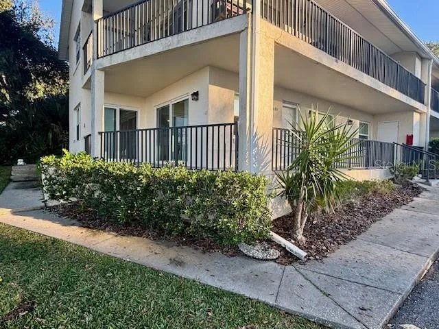 $2,000 | 680 West Osceola Street, Unit 101, Clermont, FL 34711