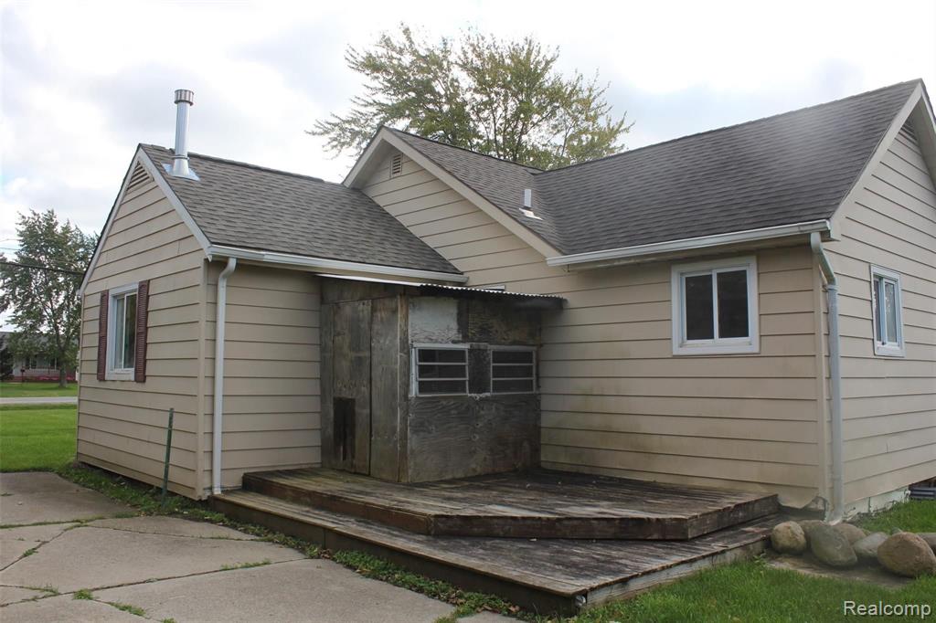 3360 South Morrish Road Swartz Creek, MI 48473 - Photo 2 of 8