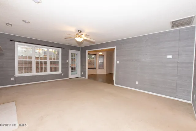 $2,000 | 207 Crooked Creek Road, Jacksonville, NC 28540