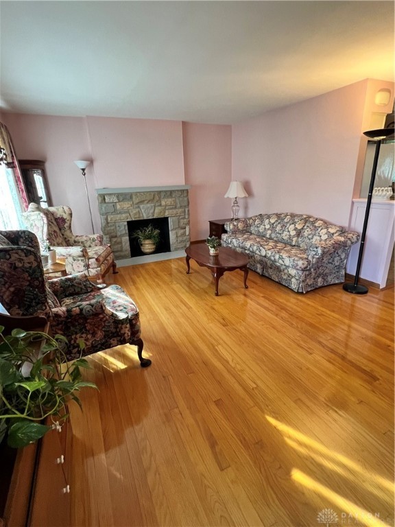 941 Gardner Road Kettering, OH 45429 - Photo 4 of 46