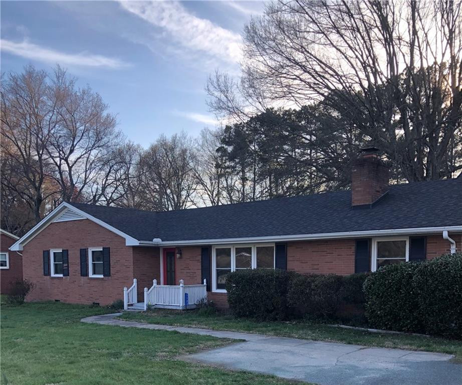 1122 Briarcliff Road Burlington, NC 27215 - Photo 1 of 13 Gallery Image 1