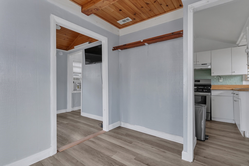 10 R Barnes Street Wareham, MA 02571 - Photo 12 of 29