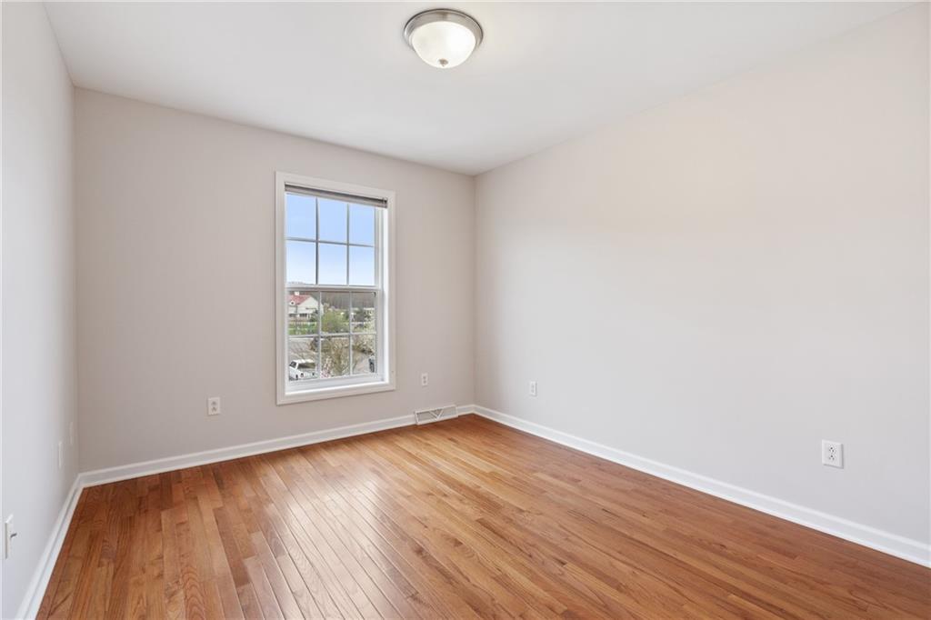 7026 Crider Road Mars, PA 16046 - Photo 16 of 24 Gallery Image 16