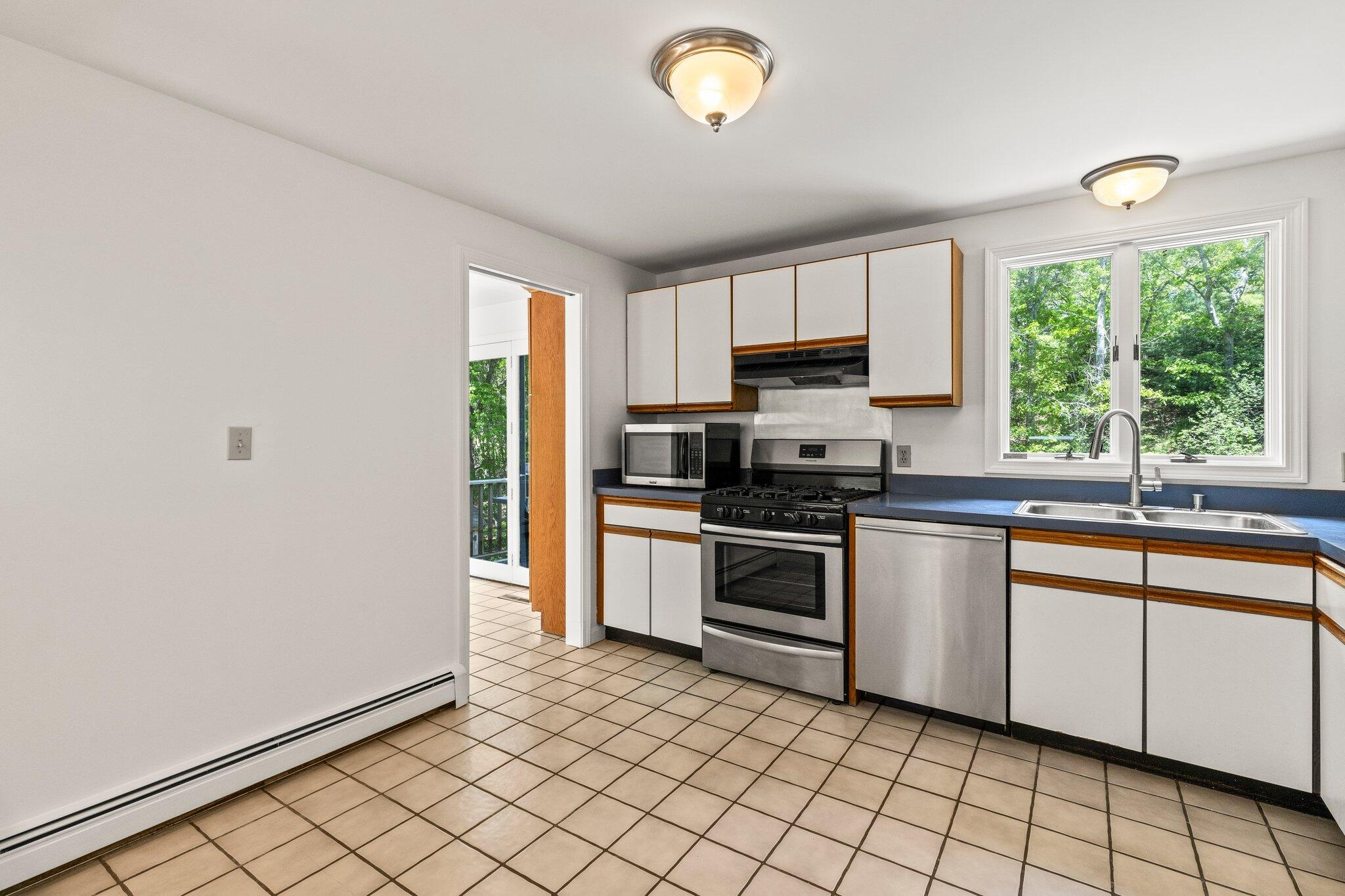 1805 Service Road West Barnstable, MA 02668 - Photo 9 of 52 30-web-or-mls-1805-service-rd