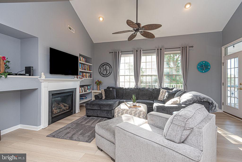 62 October Glory Avenue, Unit H Ocean View, DE 19970 - Photo 9 of 40